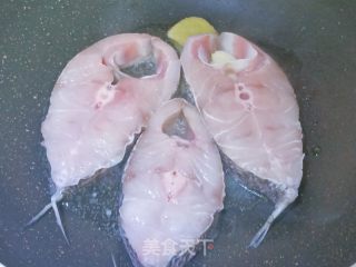 家常鳘鱼的做法步骤：4