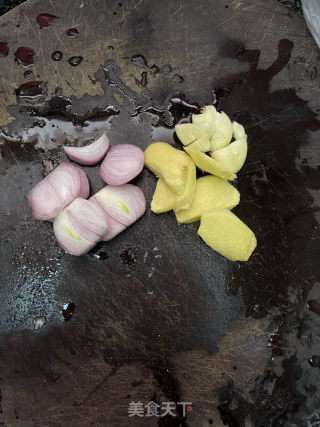 金针菇牛肉煲的做法步骤：4