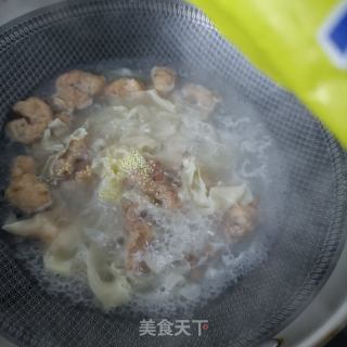 “热汤面”蒜香酥肉宽面的做法步骤：10