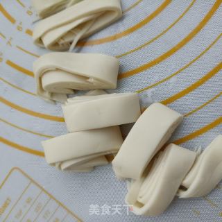 “热汤面”蒜香酥肉宽面的做法步骤：5