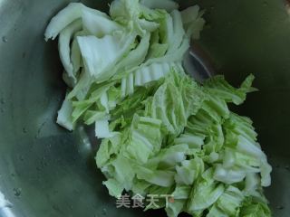 肉炒大白菜的做法步骤：3