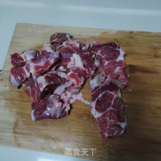 清炖驴肉的做法步骤：1