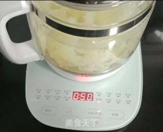 银耳酒酿水果羹的做法步骤：7