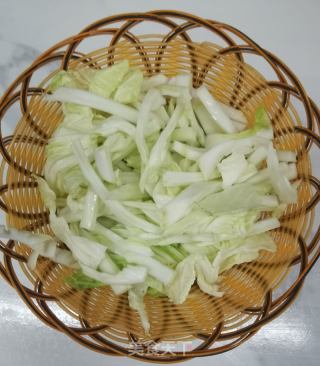 海米炒白菜的做法步骤：3