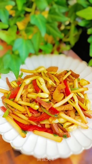 快手小炒——肉炒花生芽的做法步骤：10