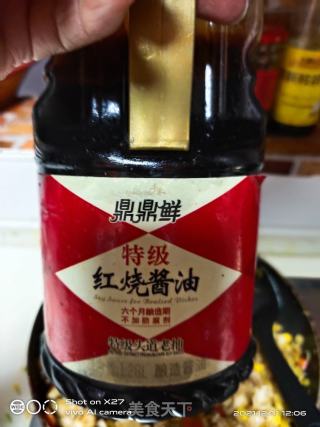 酸菜玉米肉丁炒饭的做法步骤：6