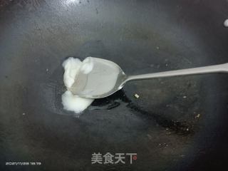 爆炒白菜的做法步骤：2
