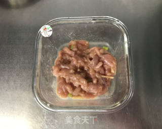 黄瓜炒肉片的做法步骤：5
