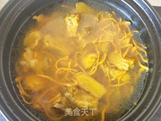虫草花鲍鱼排骨汤的做法步骤：13