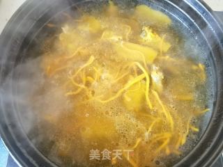 虫草花鲍鱼排骨汤的做法步骤：12
