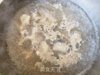 虫草花鲍鱼排骨汤的做法步骤：3