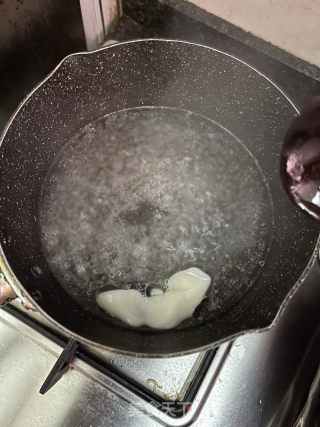 西洋菜鸡蛋滚汤的做法步骤：2