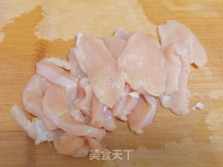 韩式辣酱鸡胸肉的做法步骤：2