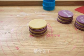双色绣球馒头的做法步骤：5