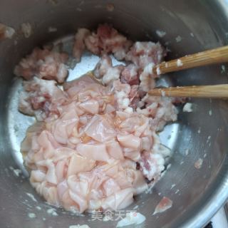 韭菜海肠水饺的做法步骤：9