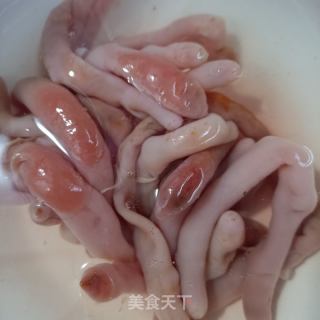 韭菜海肠水饺的做法步骤：2