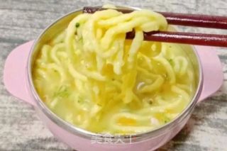 虾仁鸡蛋面线 (宝宝辅食）的做法步骤：16