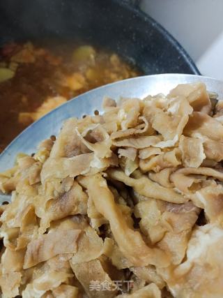 番茄肥牛萝卜锅的做法步骤：8