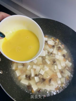 十分钟快手菜-营养补钙豆腐羹的做法步骤：7