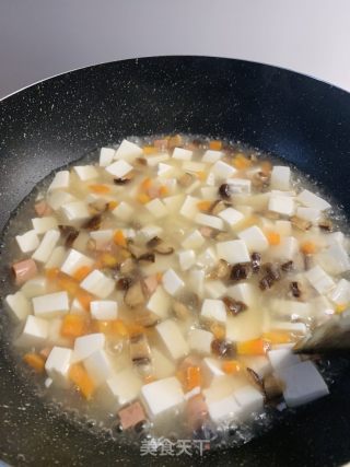 十分钟快手菜-营养补钙豆腐羹的做法步骤：6