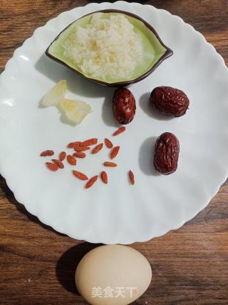 酒酿鸡蛋汤的做法步骤：1
