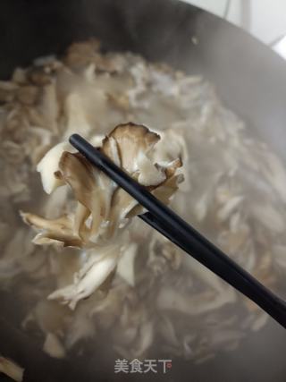 素炒灰树花的做法步骤：5