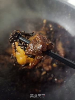 梅干菜烧扣肉的做法步骤：8