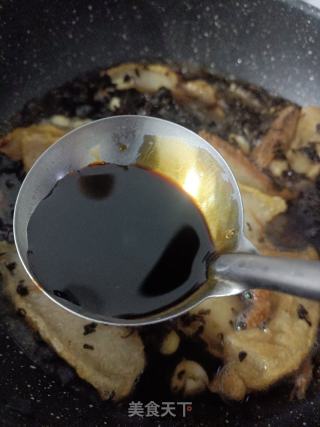 梅干菜烧扣肉的做法步骤：6