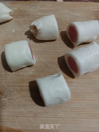 手抓饼香肠卷的做法步骤：2