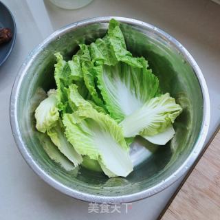 猪油炒白菜的做法步骤：1