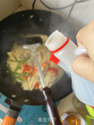 腐竹炒肉片的做法步骤：11