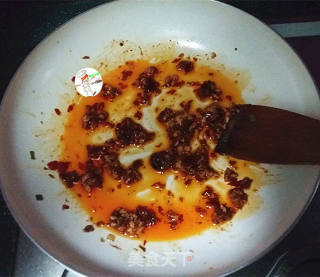 肉沫酱香鸡蛋干的做法步骤：7