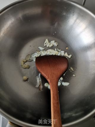 番茄鱼丸焖面的做法步骤：2