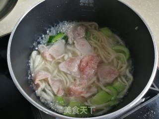 青菜鸡蛋敲肉面的做法步骤：6
