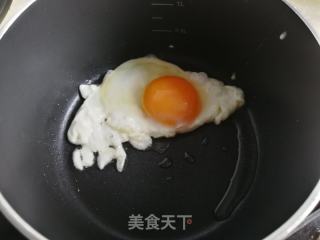 青菜鸡蛋敲肉面的做法步骤：3