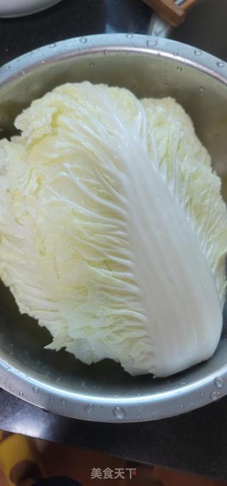 酸辣大白菜的做法步骤：1