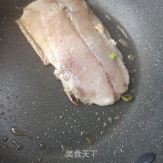 煎一卤鲜鲅鱼的做法步骤：7