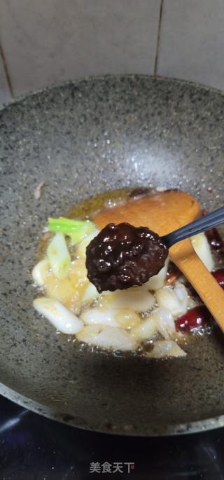 红烧鲤鱼的做法步骤：8