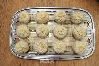 鸡蛋虾皮胡萝卜包子的做法步骤：7
