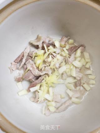 辣白菜豆腐煲的做法步骤：8