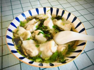清汤馄饨的做法步骤：7