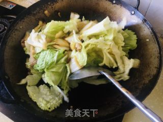 扇贝花肉白菜炖粉条的做法步骤：8