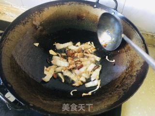 扇贝花肉白菜炖粉条的做法步骤：4