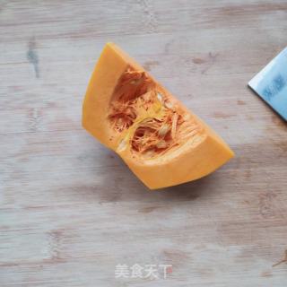 南瓜二米粥的做法步骤：1