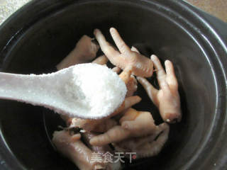 蛋饺大白菜鸡爪煲的做法步骤：9