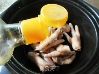 蛋饺大白菜鸡爪煲的做法步骤：6