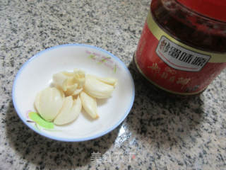 蛋饺大白菜鸡爪煲的做法步骤：2