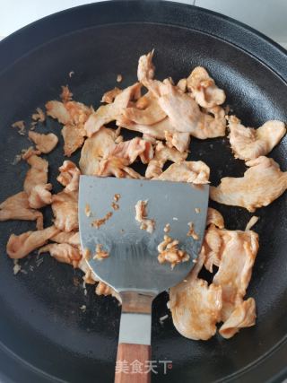 鲜嫩鸡胸肉的做法步骤：3