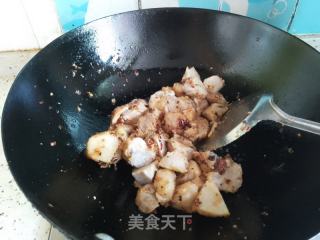 炒芋头的做法步骤：3