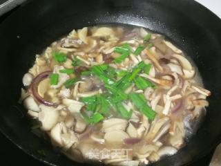 冬笋肉片打卤面的做法步骤：9